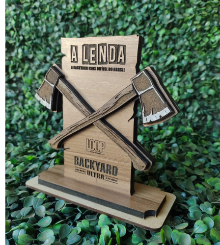 A LENDA BACKYARD